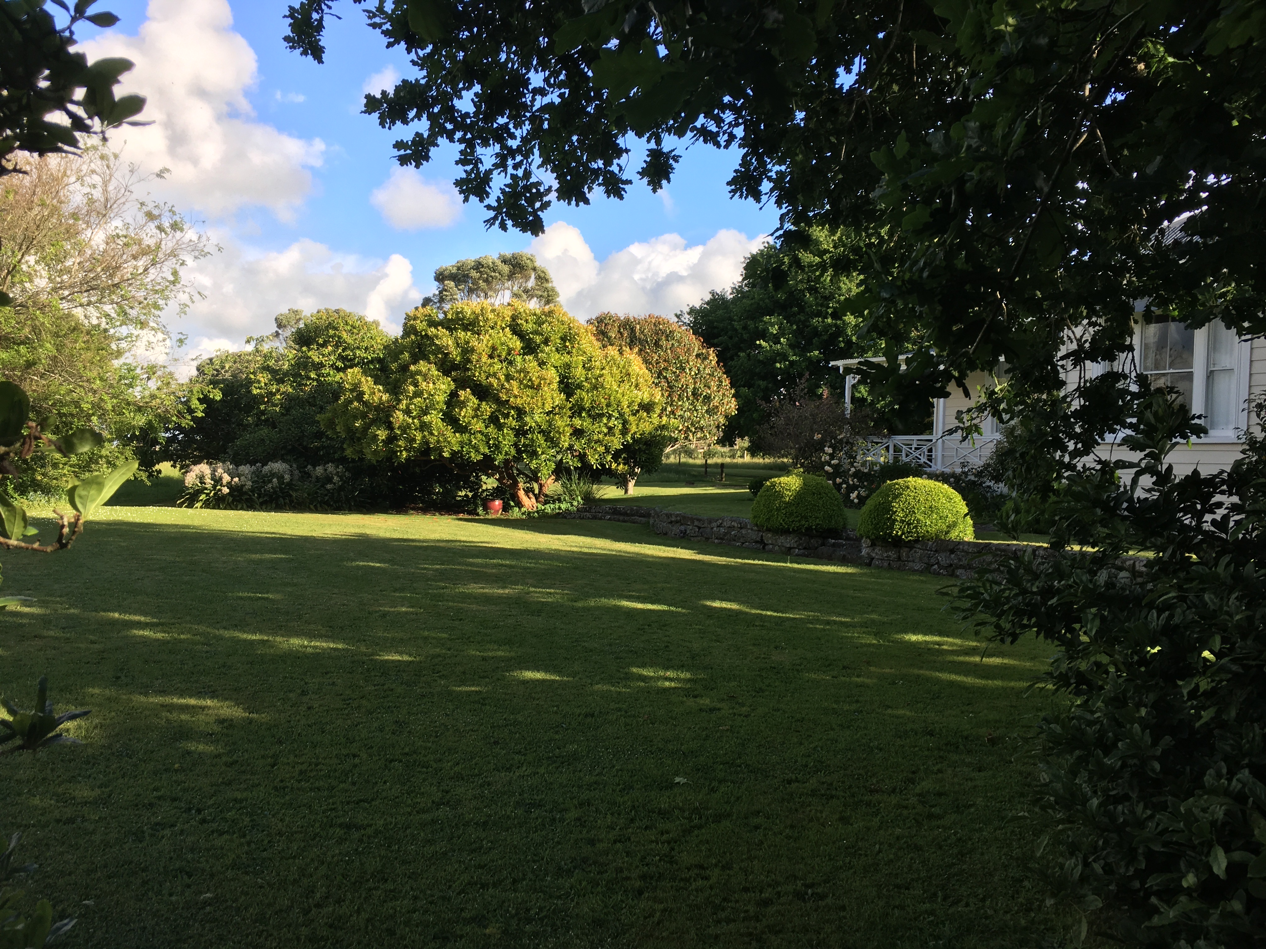 Large country garden